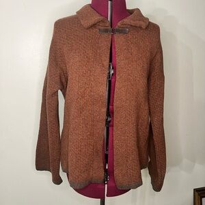 Chiaramente collared jacket. Wool blend sweater size med. Rust/grey heathered.